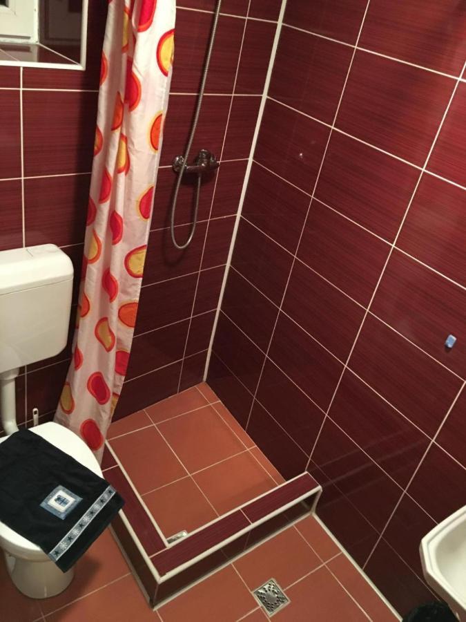Rolling Stone Hostel Brasov Luaran gambar