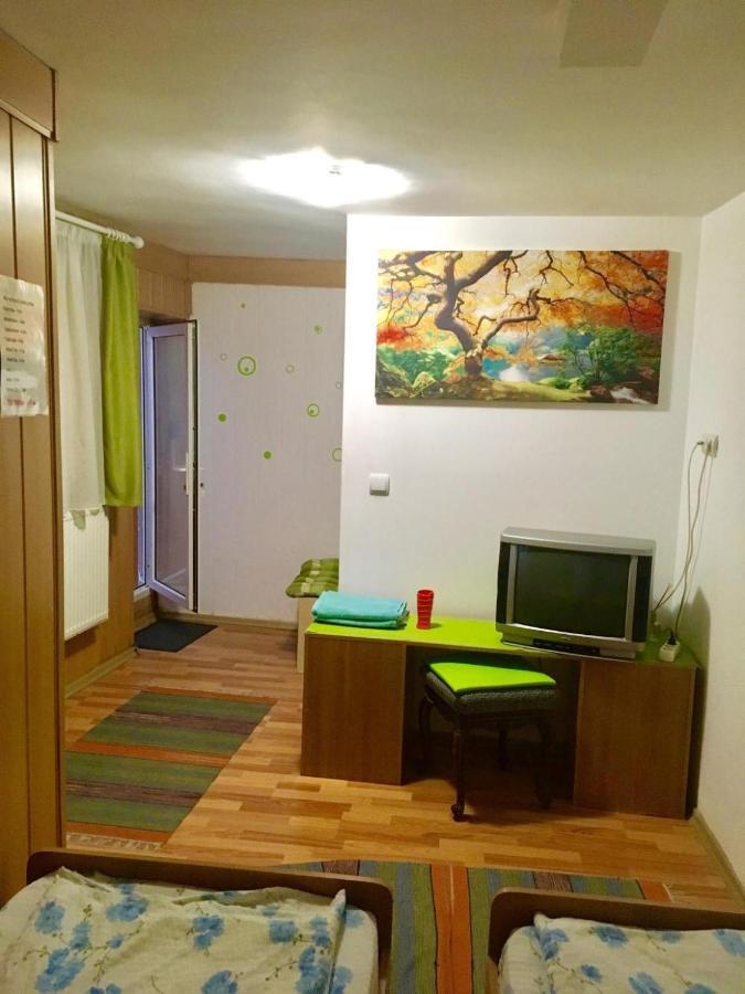 Rolling Stone Hostel Brasov Luaran gambar