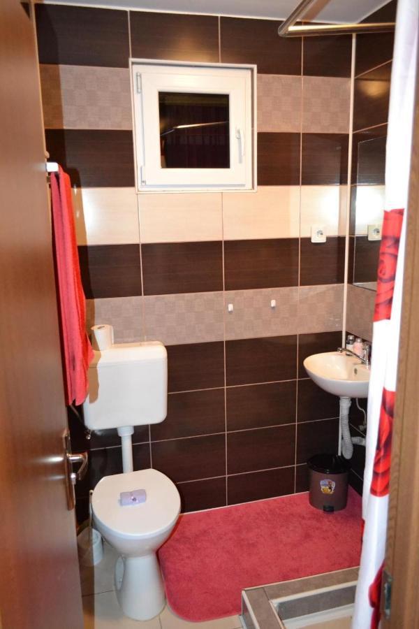 Rolling Stone Hostel Brasov Luaran gambar