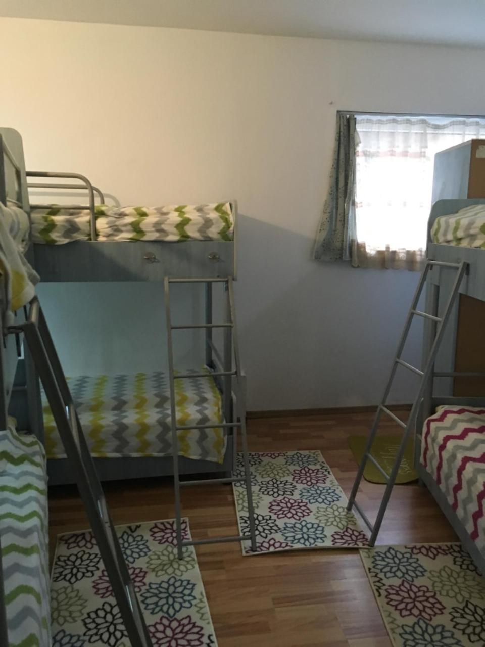 Rolling Stone Hostel Brasov Luaran gambar