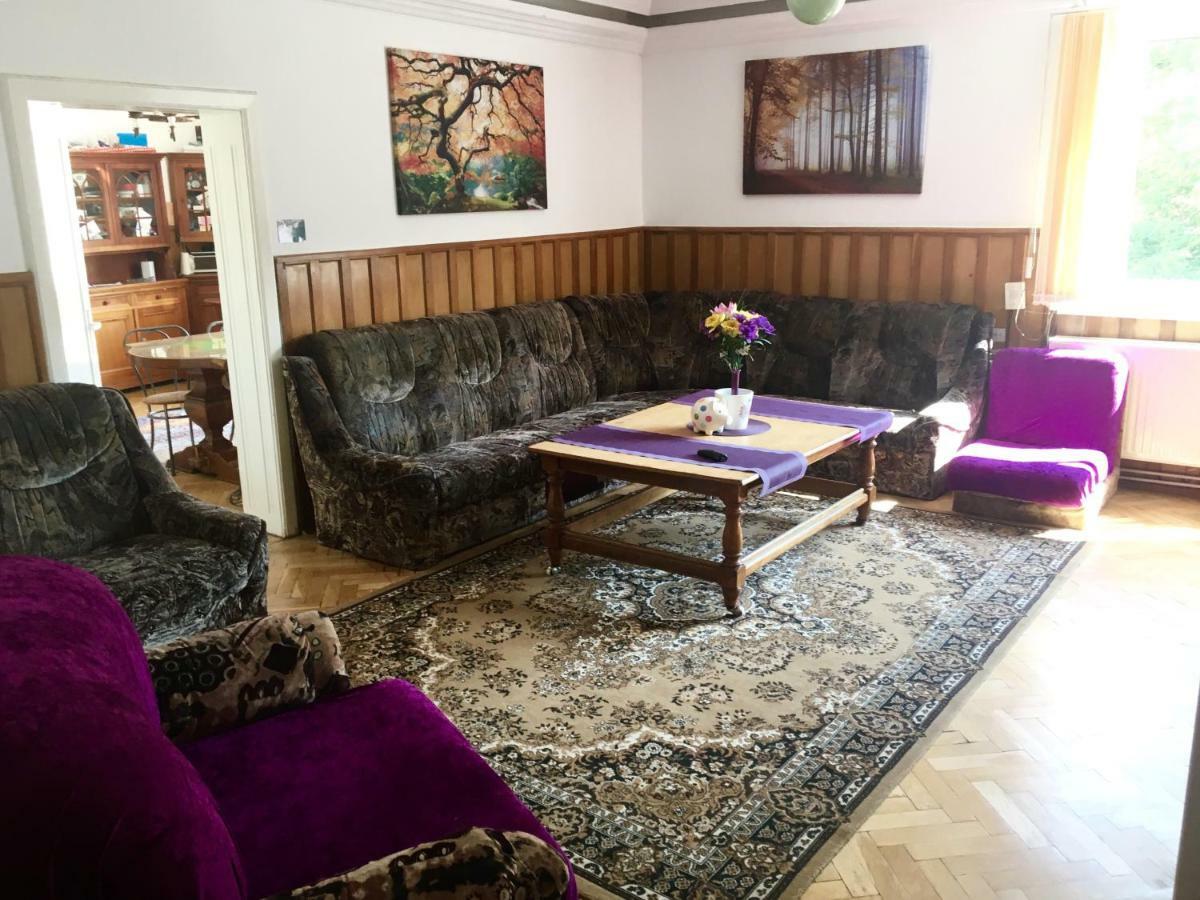 Rolling Stone Hostel Brasov Luaran gambar
