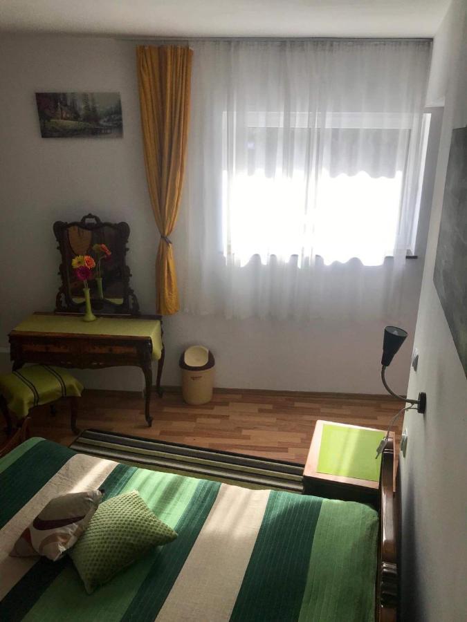Rolling Stone Hostel Brasov Luaran gambar